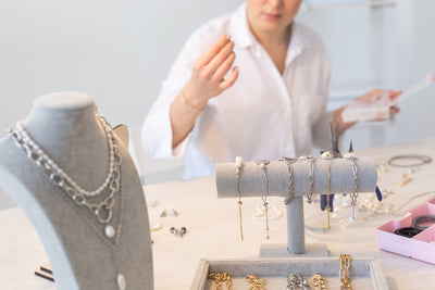 Essential Guide to Personalising Custom Jewellery