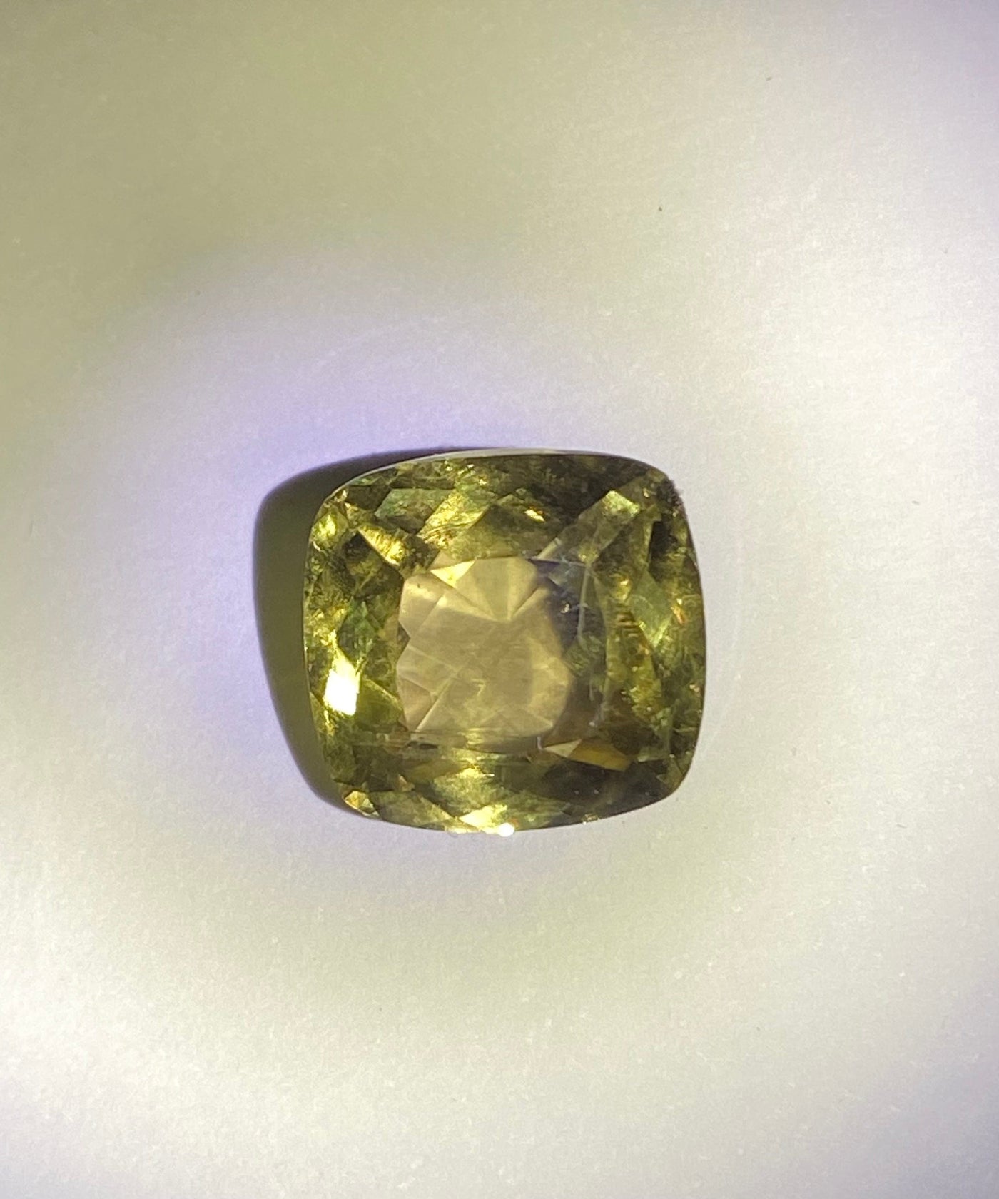 Maura Gems and Jewellery Gemstones Natural color change Zultanite, diaspore